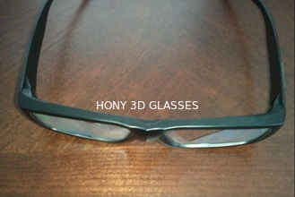 अखबार स्थानीय कोष जुटाने के लिए colorcode 3 डी आतिशबाज़ी चश्मा giveaways सम्मिलित करता है